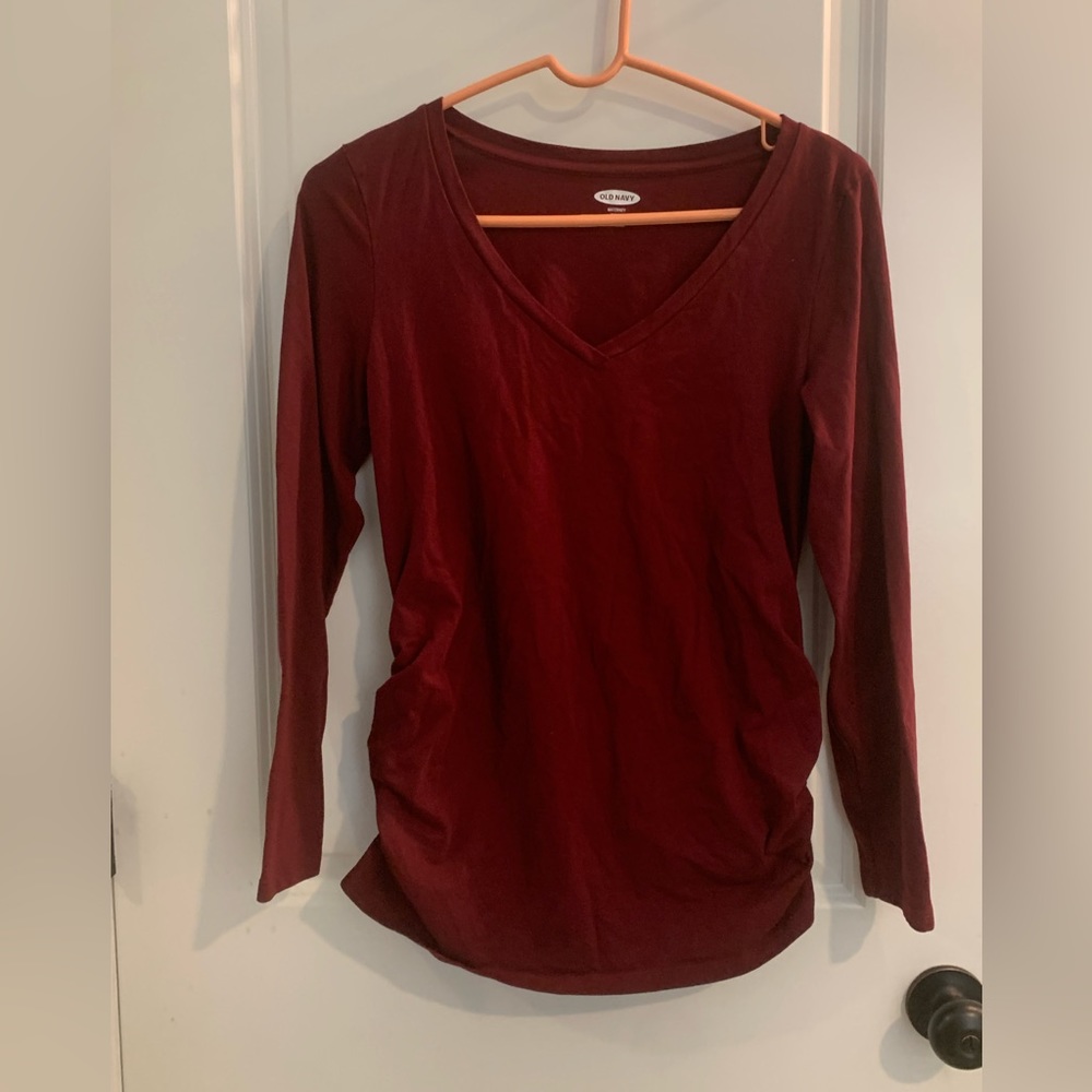 Old Navy V-neck Maternity Top